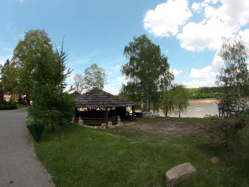 Ośrodek Wypoczynku i Rekreacji Rejów Hotel Skarżysko-Kamienna Exterior foto